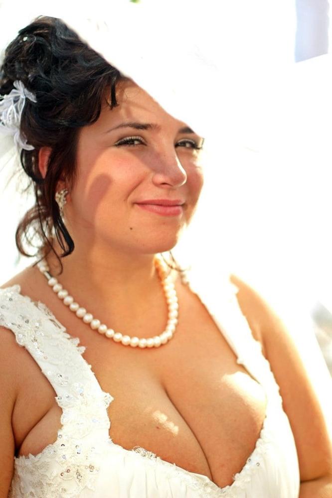 9P Busty Russian Woman 3625