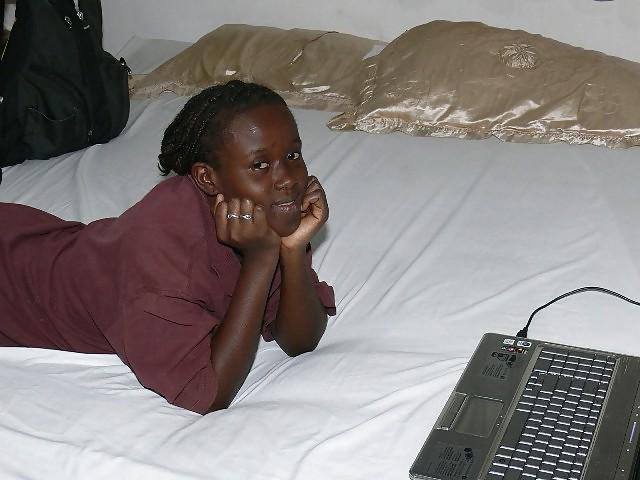 25P EBONY TEENS SO HORNY 4