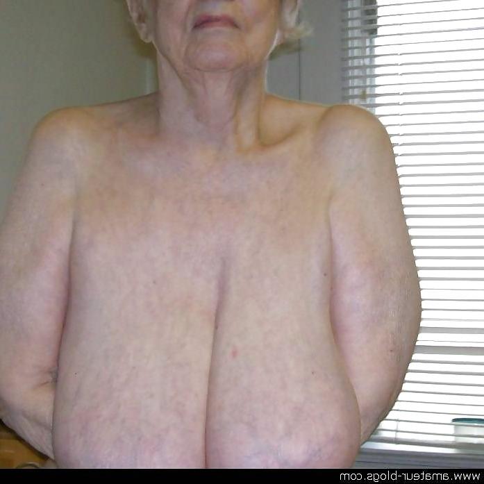 25P Granny  tits