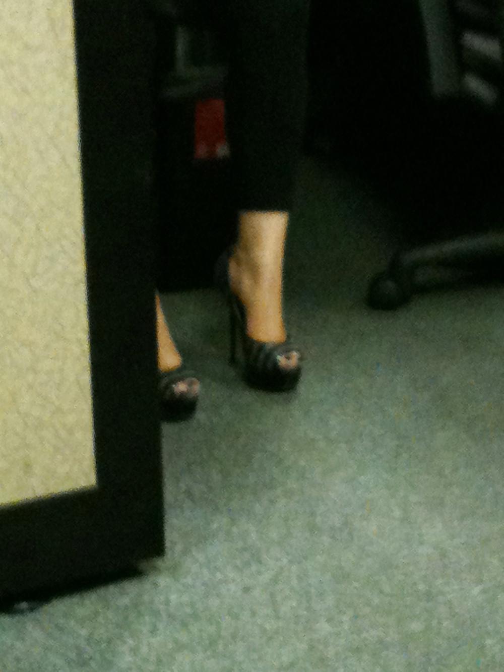 21P Voyeur at work