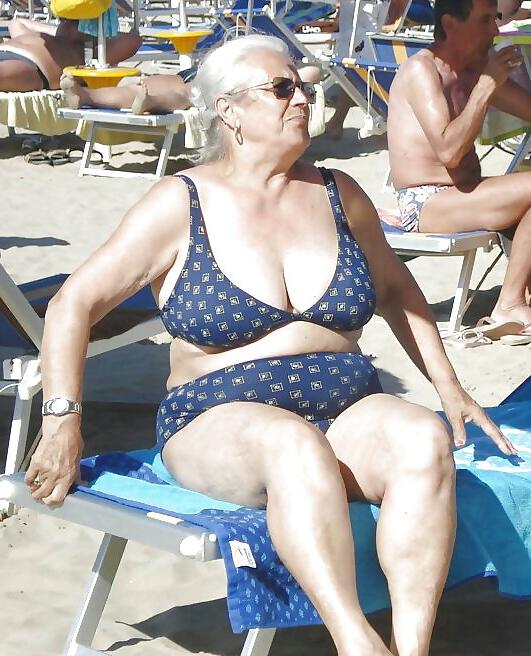 25P Swimsuits bikinis bras bbw mature dressed teen big huge - 43