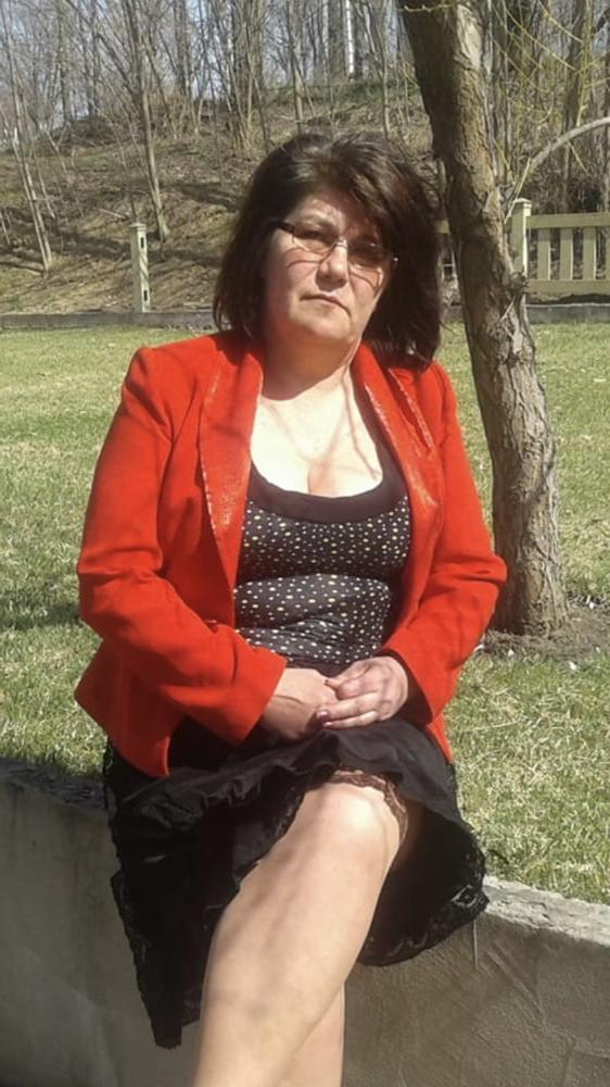 20P Granny Dressed 13