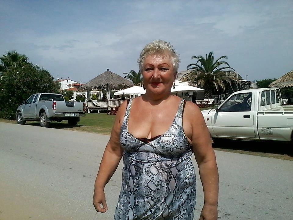 20P Granny Dressed 13