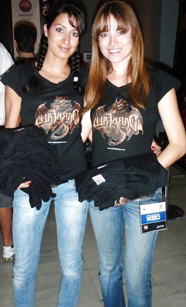 21P GREEK SLUTS