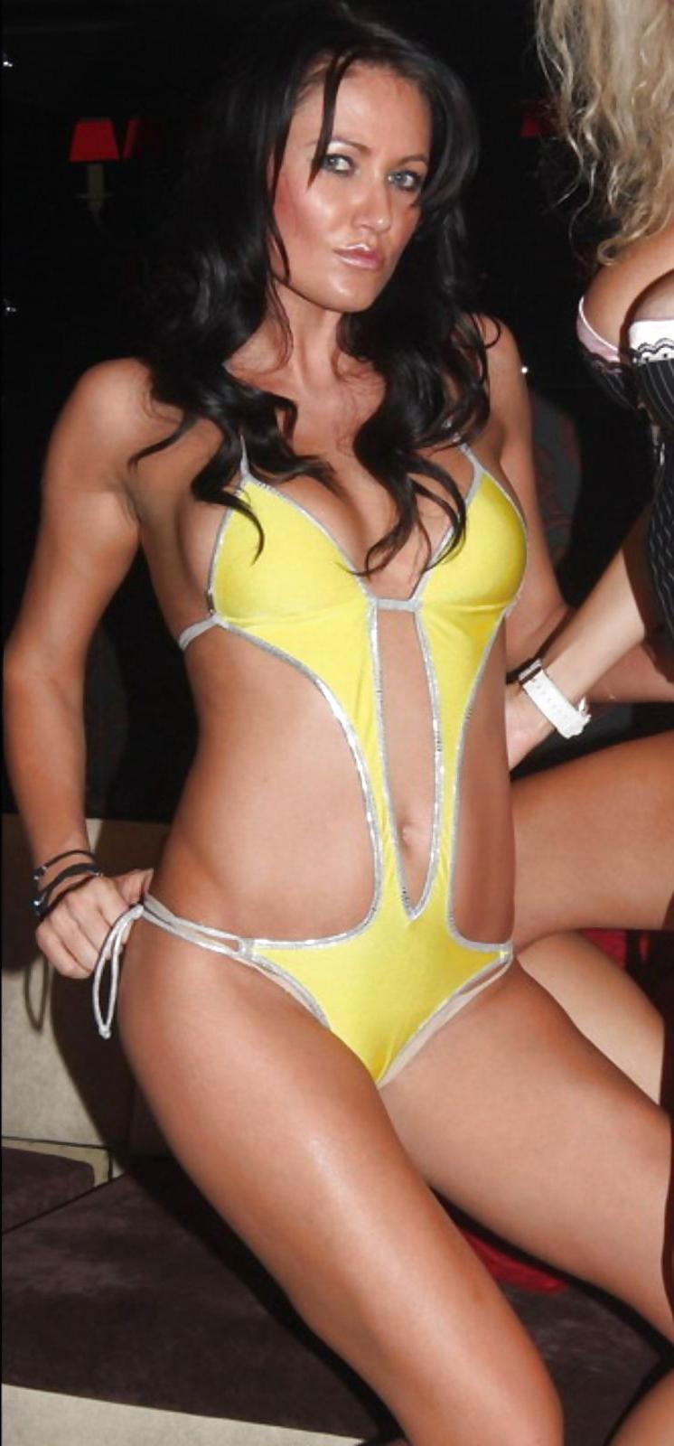 21P GREEK SLUTS