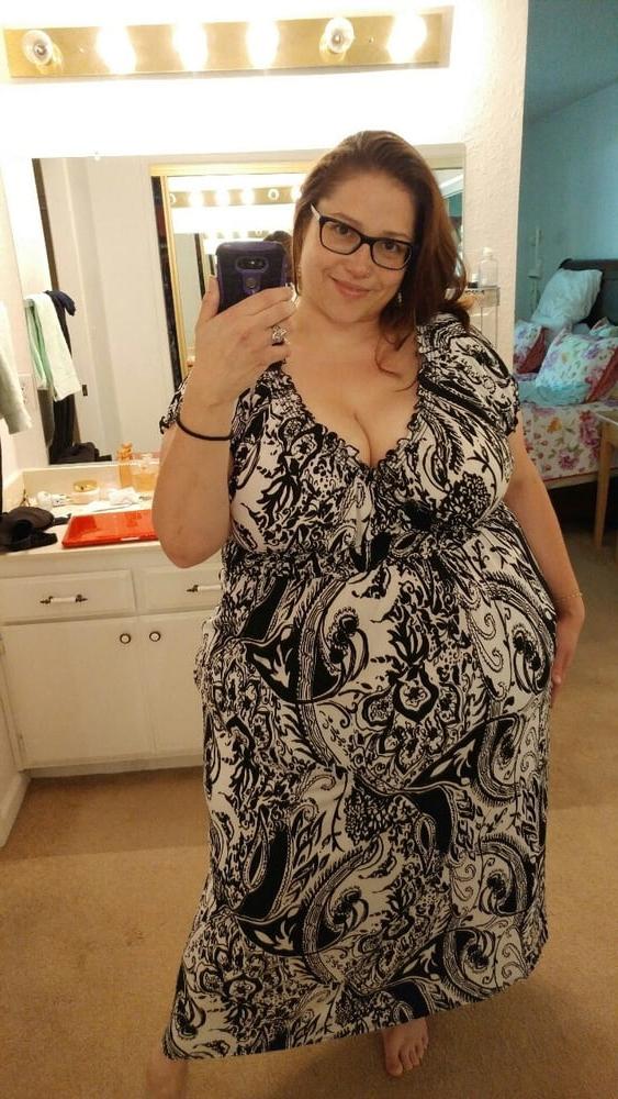 16P Bbw mix 568 (Cleavage with glasses)
