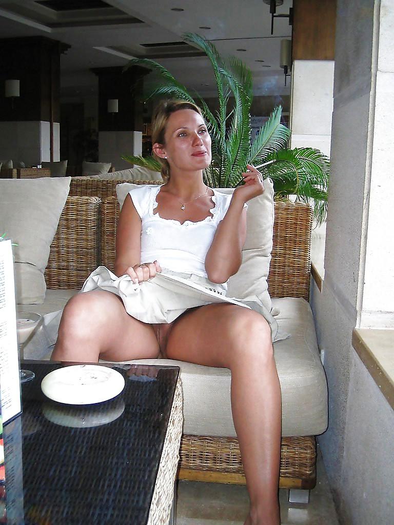 9P More upskirt