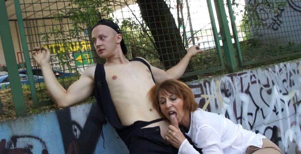 25P 896. #granny #grandma #mature