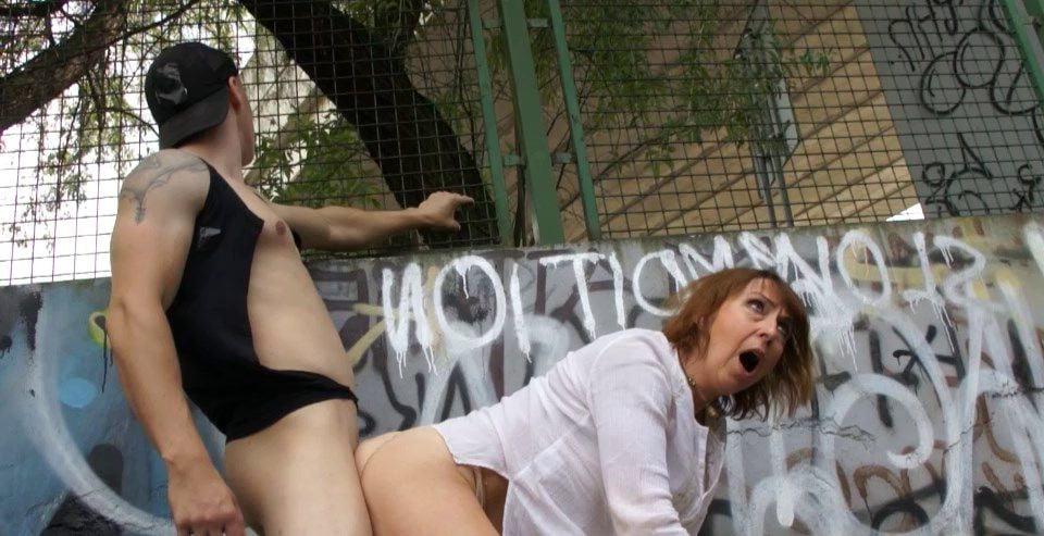 25P 896. #granny #grandma #mature