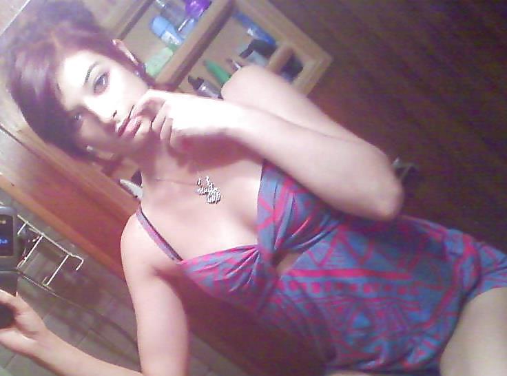 25P Non-nude Facebook beauties