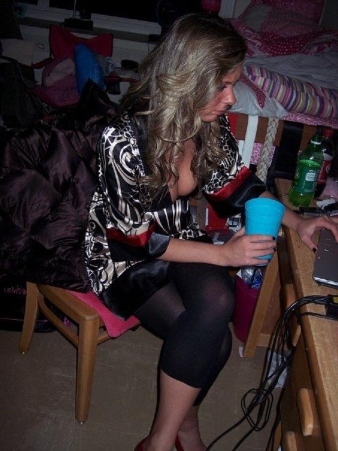 25P CLOTHED 38