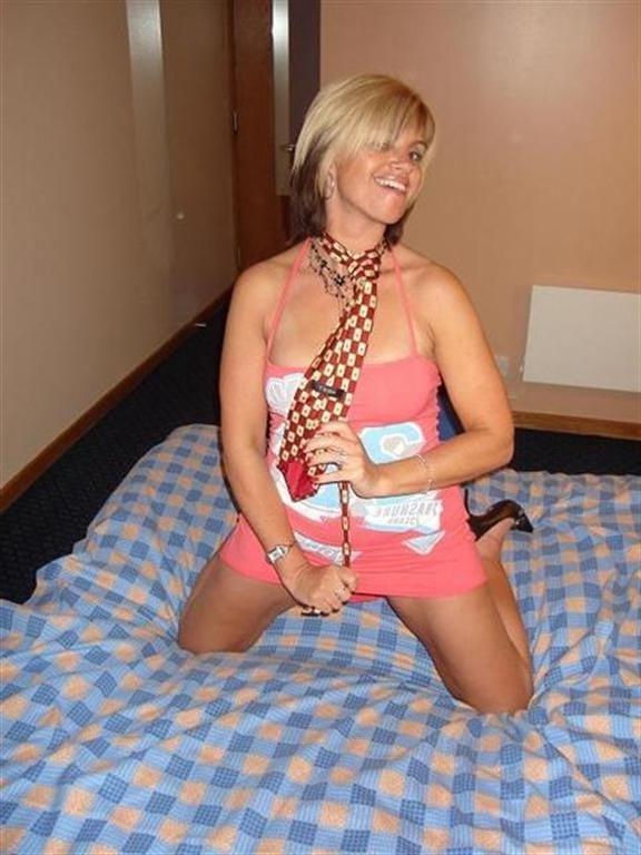 25P CLOTHED 38