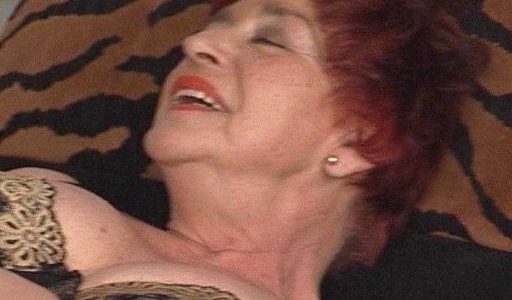 25P 908. #granny #grandma #mature