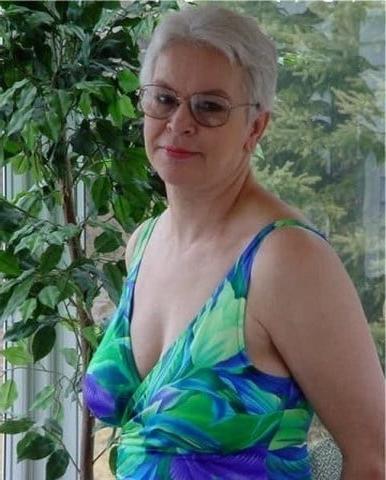 25P Very  Hot Granny