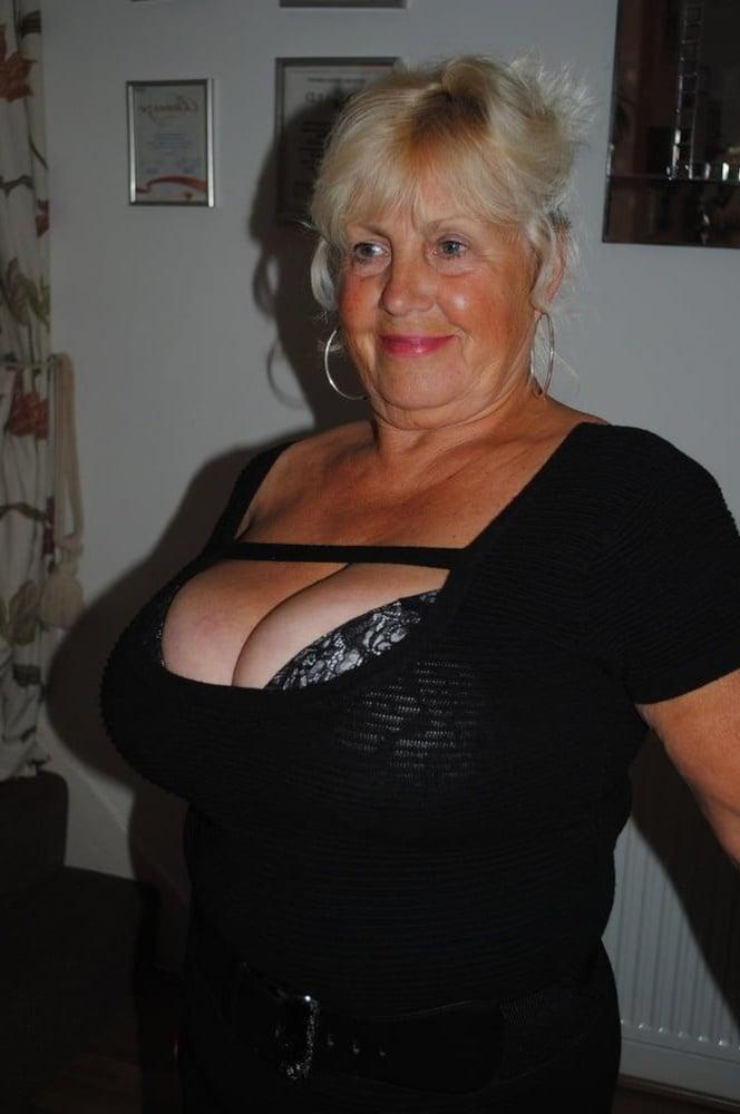 25P hot Granny and Mature 67