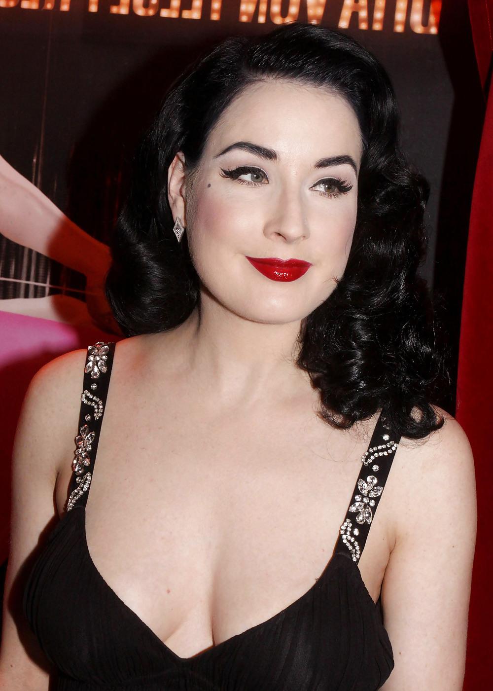 25P Dita van Teese 2