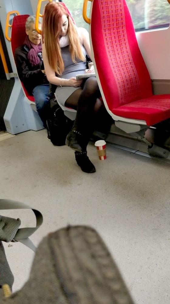 25P voyeur
