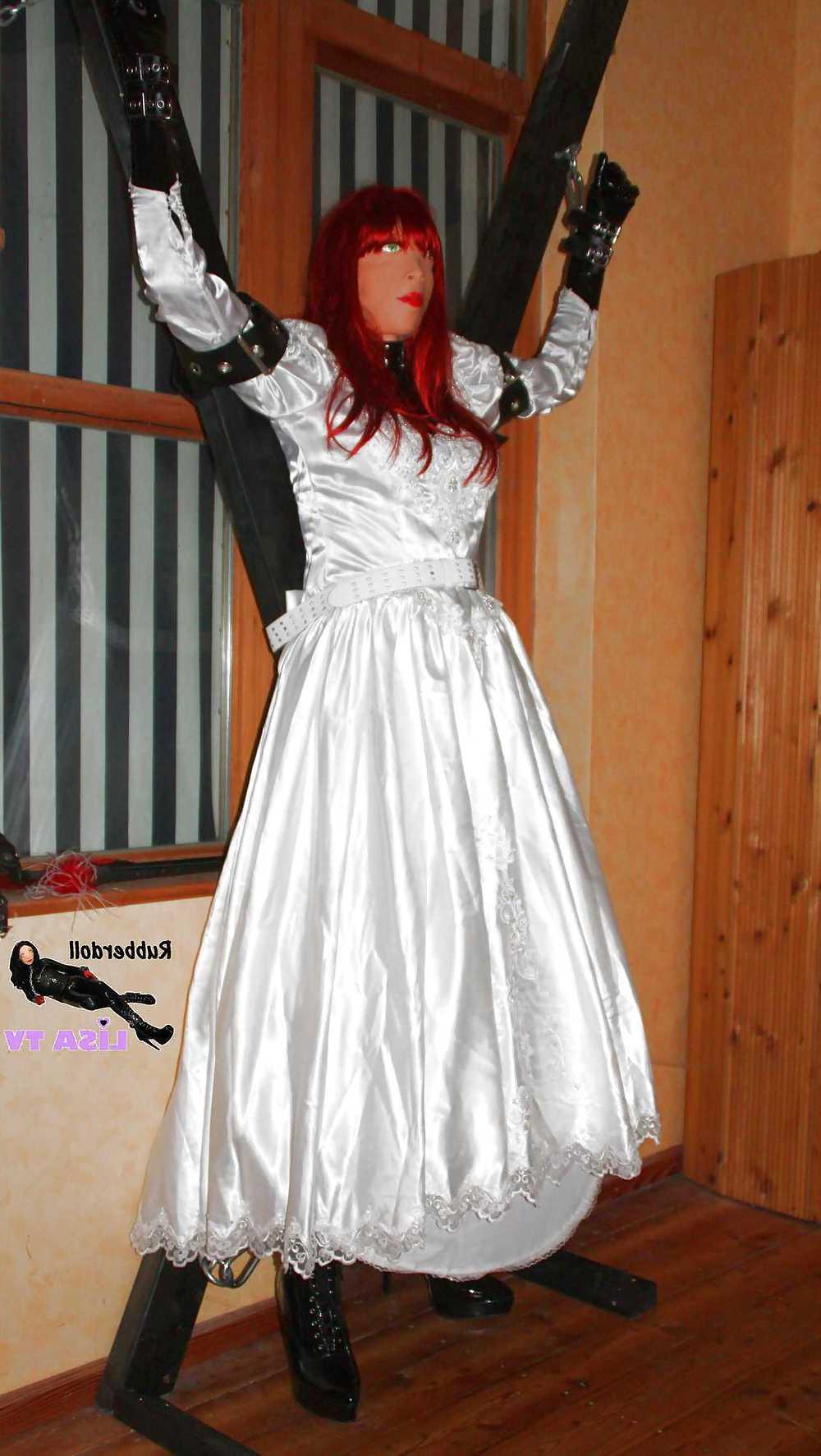 21P Rubberdoll Lisa