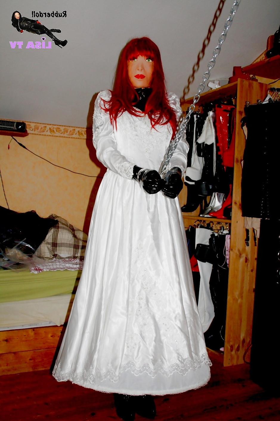 21P Rubberdoll Lisa