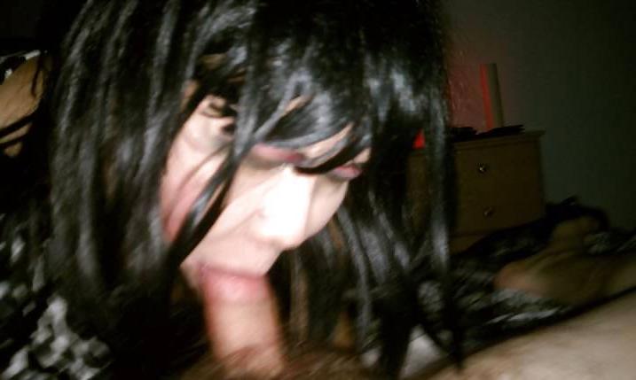 13P Asian Shemale Ladyboy Sucking Cock