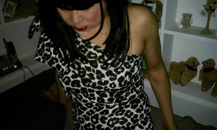 13P Asian Shemale Ladyboy Sucking Cock