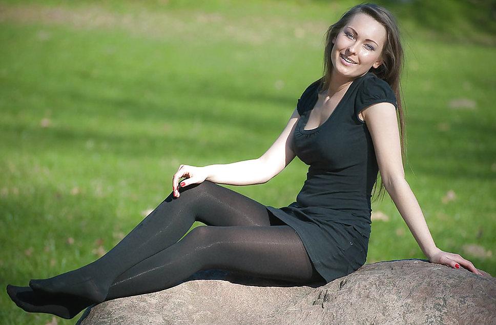 19P Pantyhose amateur