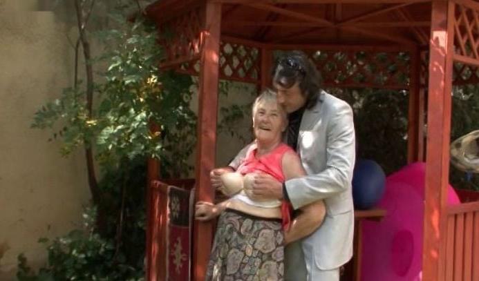 25P 863. #granny #grandma #mature