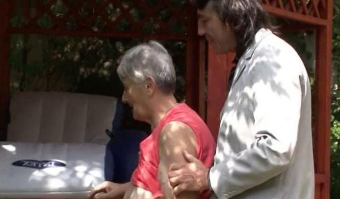25P 863. #granny #grandma #mature