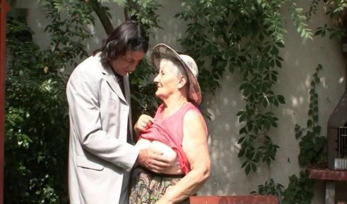 25P 863. #granny #grandma #mature