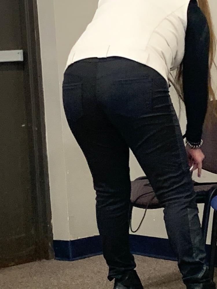 25P Voyeur 25