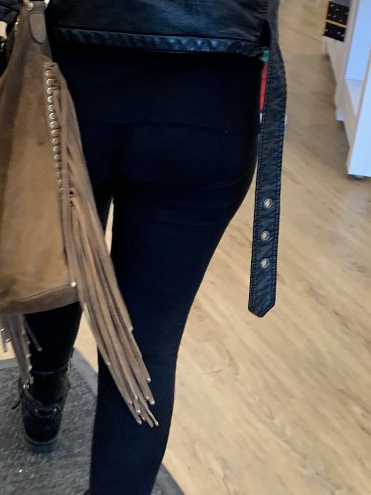 25P Voyeur 25