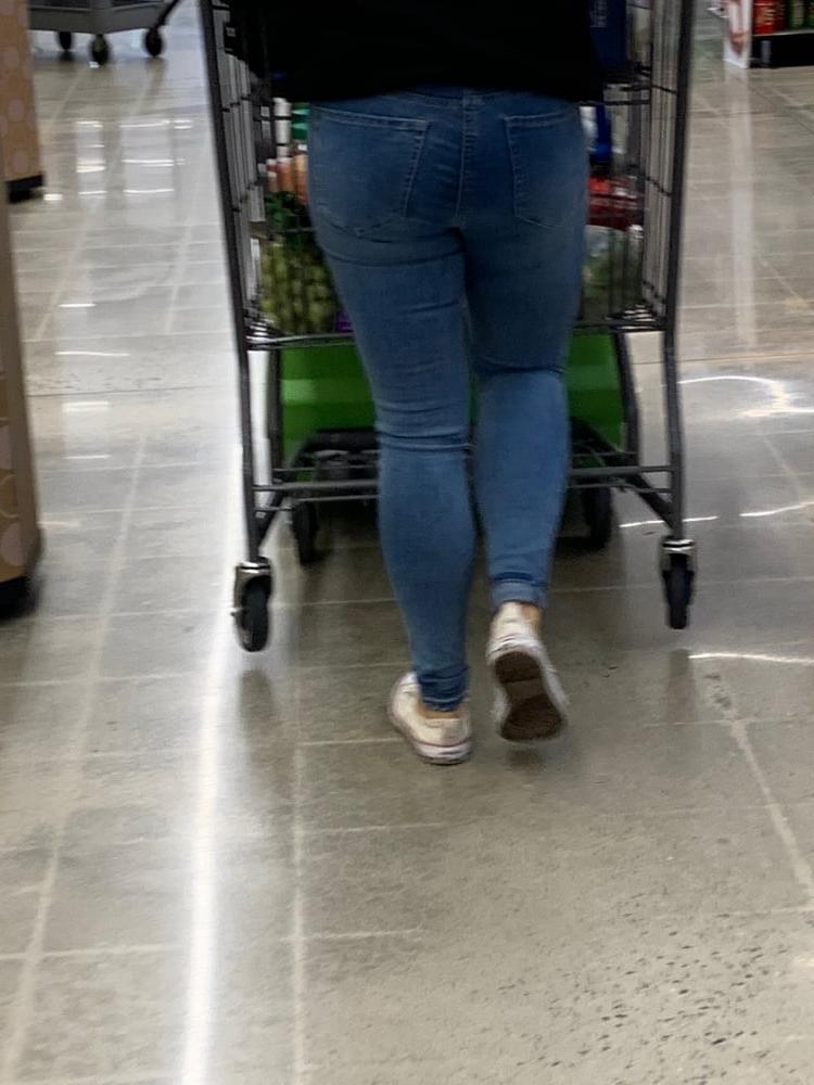 25P Voyeur 24