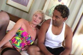 25P 828. #granny #grandma #mature