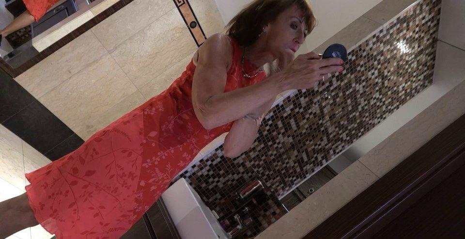 25P 695. #granny #grandma #mature