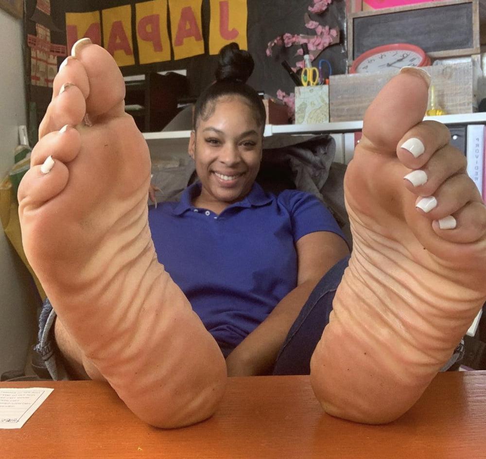 25P sexy BLACK toes and soles pt7