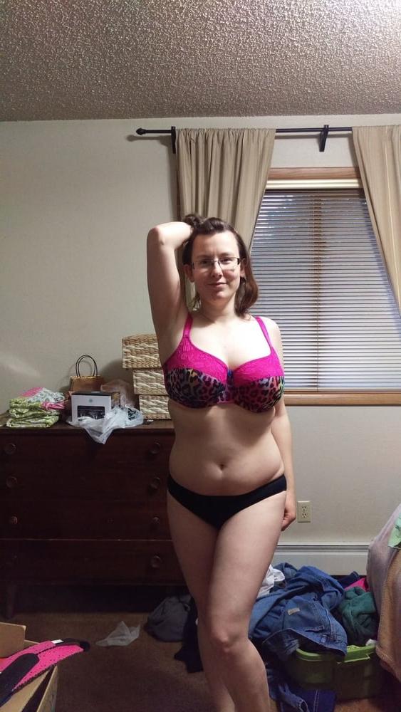 15P Bbw mix 296 (Women in bra)