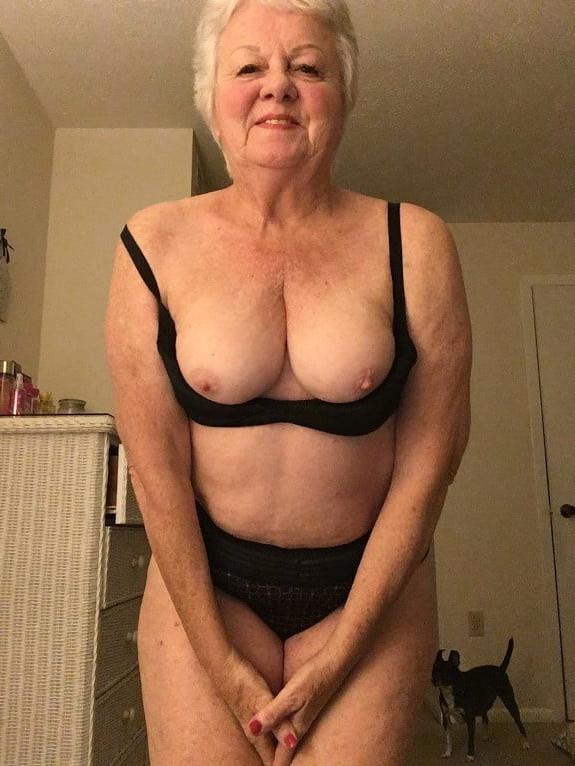 25P Random sexy Granny 8