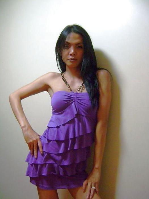 25P Filipino Ladyboy