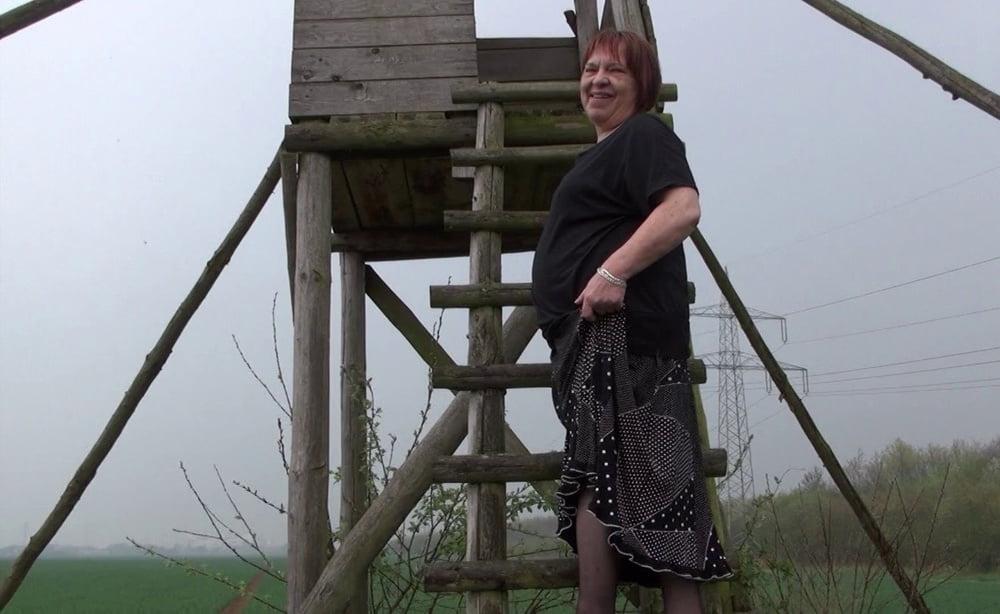 25P 635.   #granny #grandma #mature