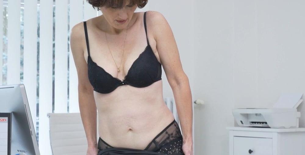 25P 754. #granny #grandma #mature