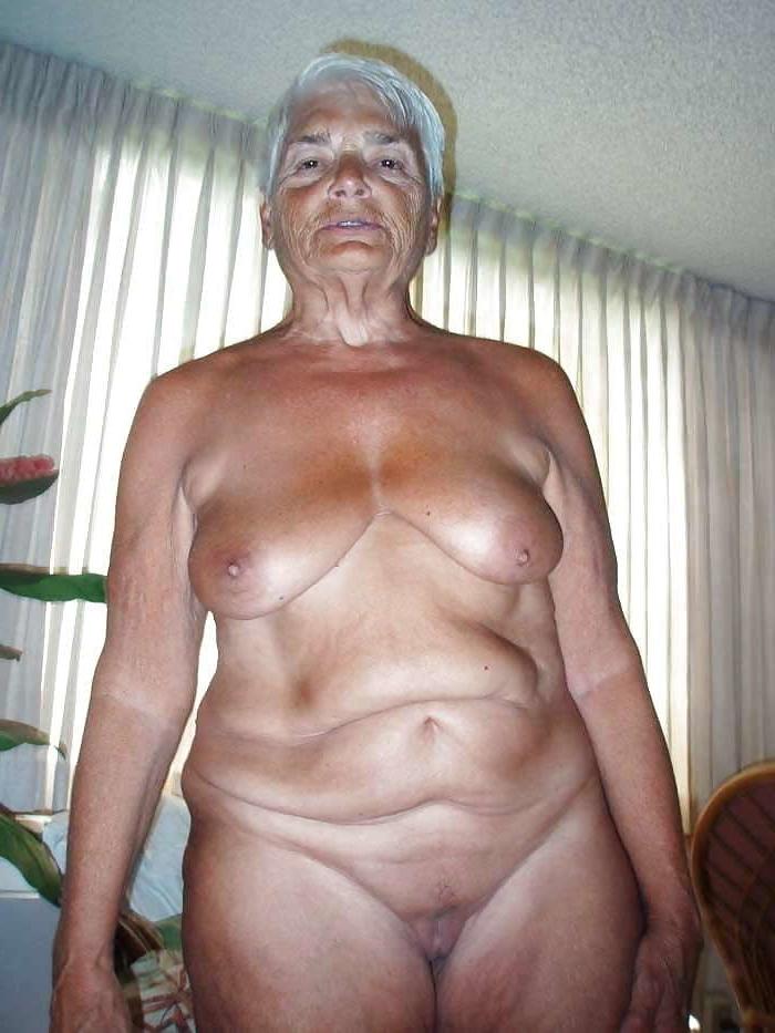 25P Grab a granny 678