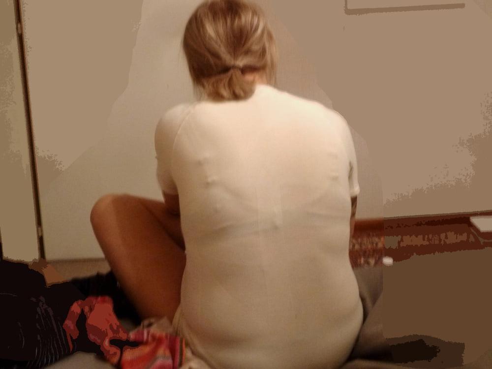 10P gymnatics showing her butt