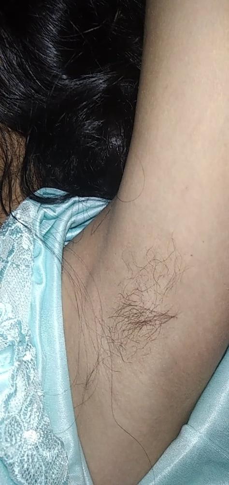 10P Young wife armpits n nipples