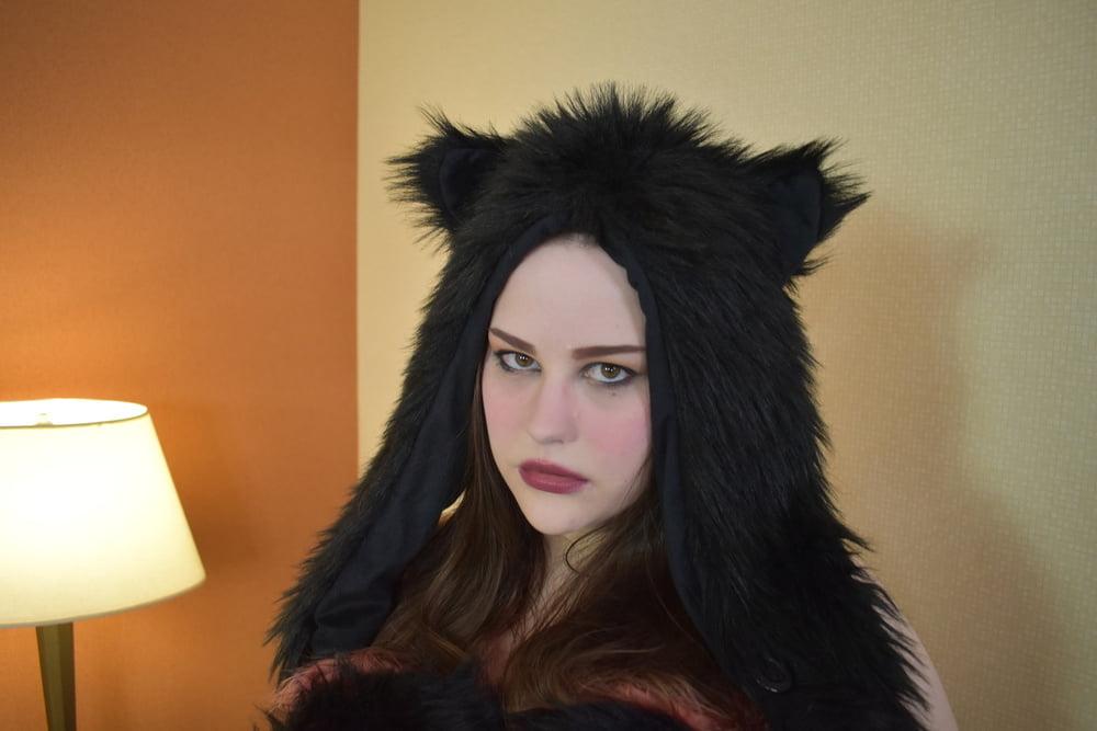 8P Luna Kat's Adult Film Studio Debut