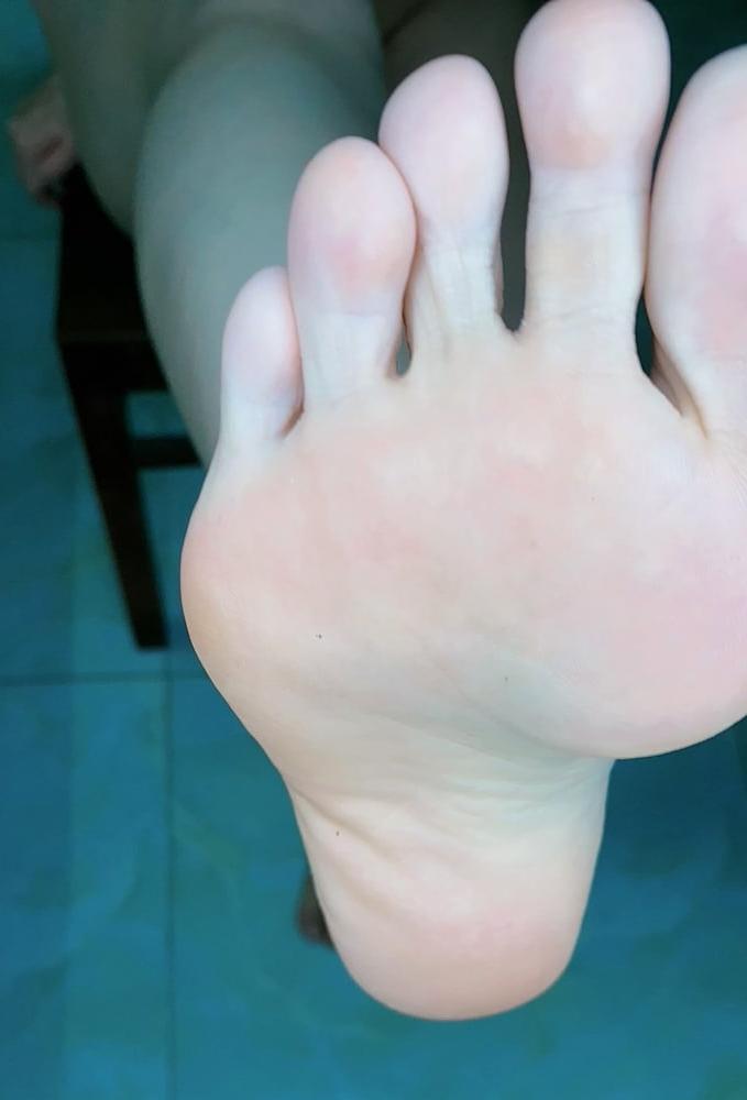 8P Feet's
