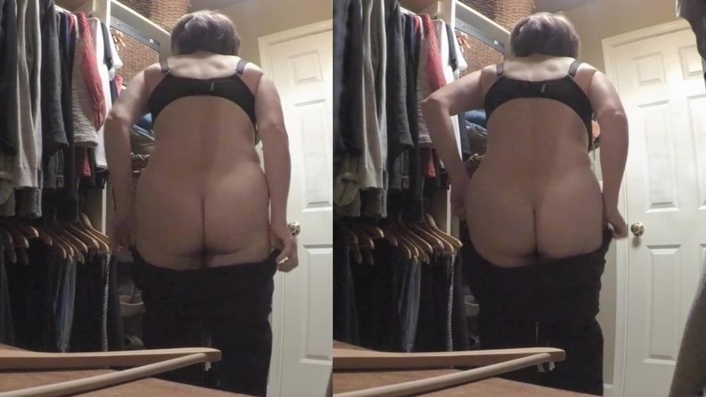 25P Spying in grandma's ass in the closet