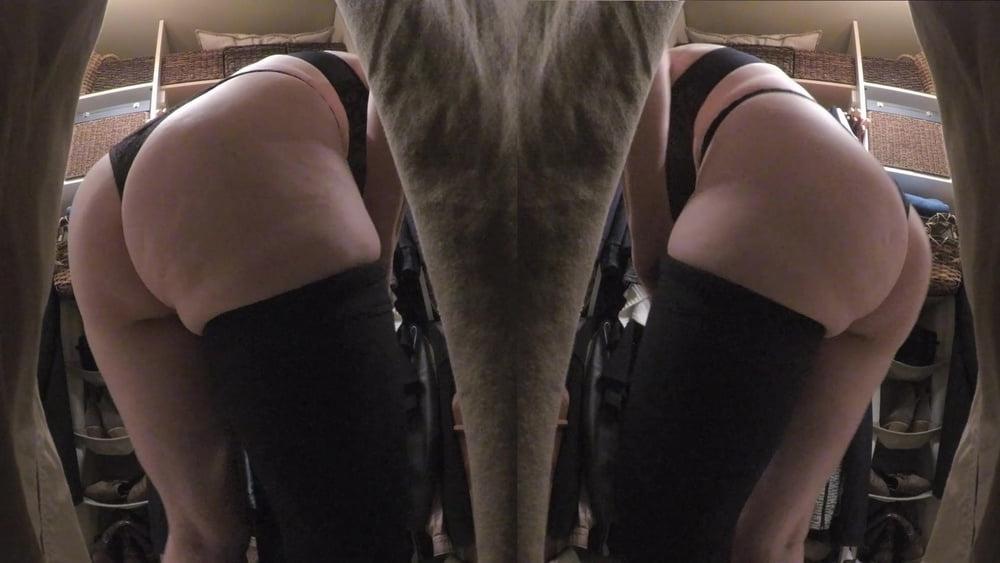 25P Spying in grandma's ass in the closet