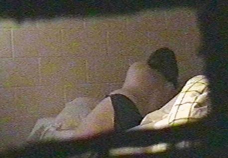 21P Hanging Tit Voyeur