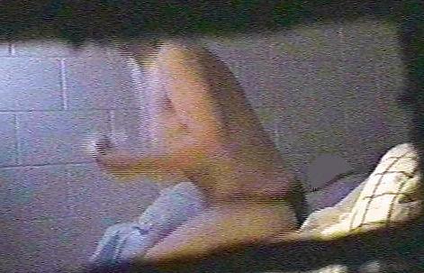 21P Hanging Tit Voyeur