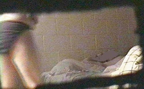 21P Hanging Tit Voyeur